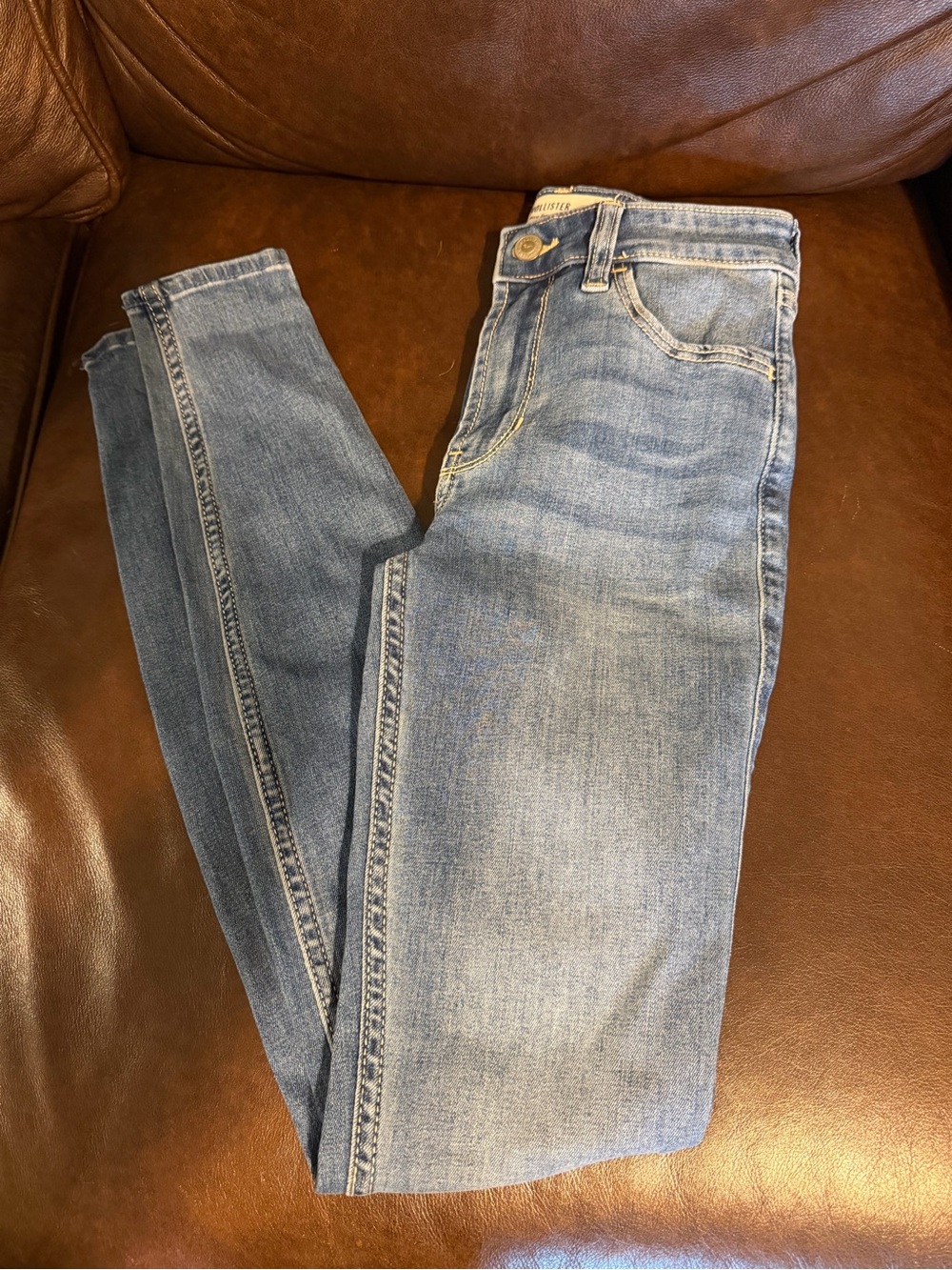 Hollister Light Wash Women's Skinny Jeans